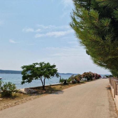 5 Meters From The Sea With Private Beach - 70M2 Colibri Sunset Apartments スヴェティ・ペタル エクステリア 写真