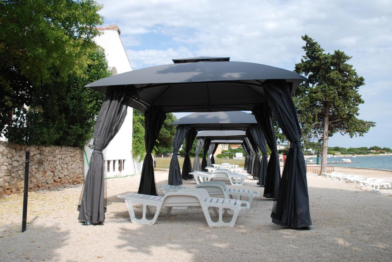 5 Meters From The Sea With Private Beach - 70M2 Colibri Sunset Apartments スヴェティ・ペタル エクステリア 写真